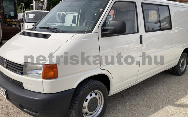 VW Transporter 2.5 Mixto tehergépkocsi 3,5t össztömegig - 2461cm3 Diesel 121552 2/9