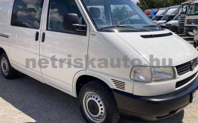 VW Transporter 2.5 Mixto tehergépkocsi 3,5t össztömegig - 2461cm3 Diesel 121513 2/9