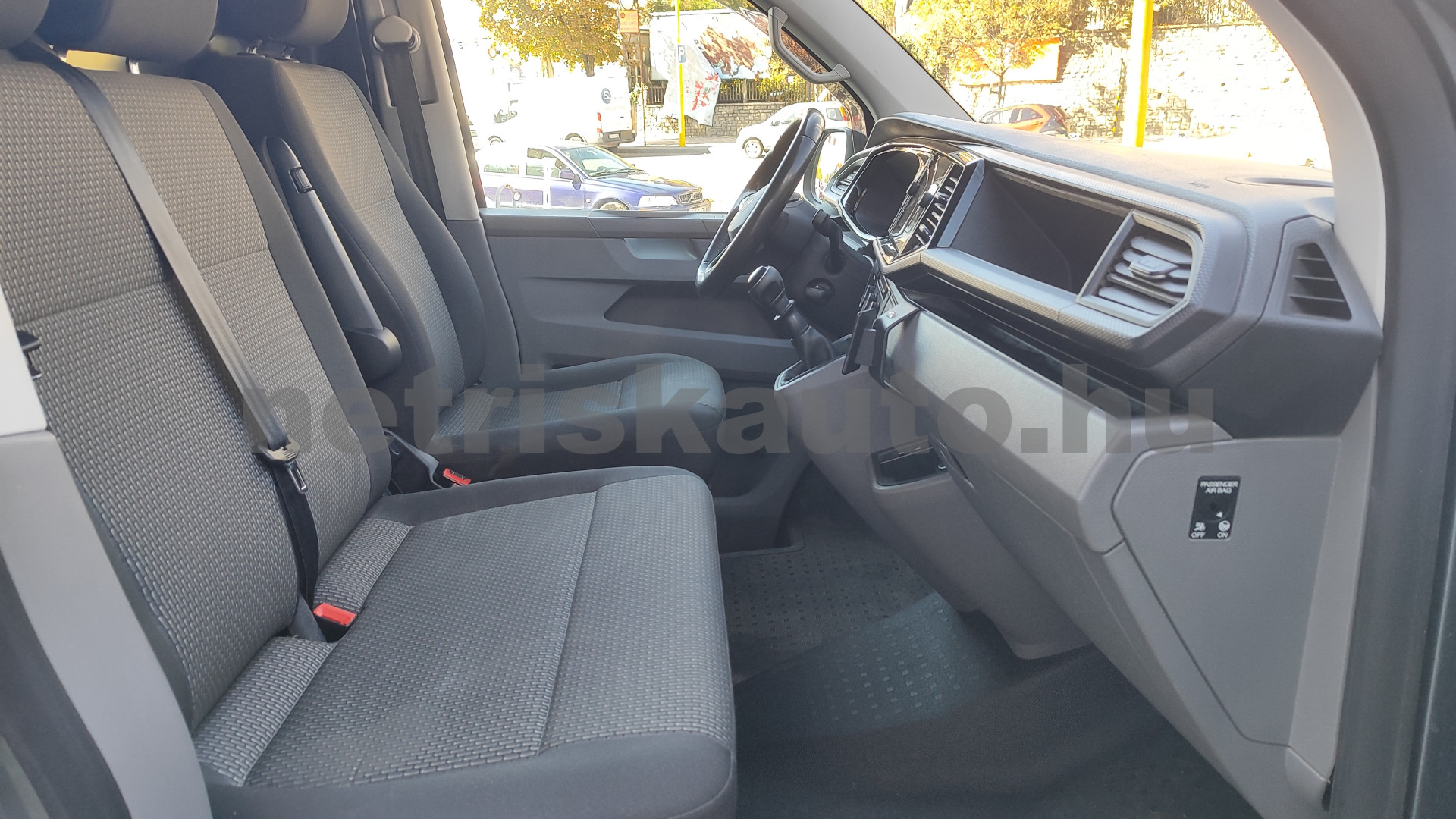 VW Transporter 2.0 TDi T6.1 RT (3 sz.) tehergépkocsi 3,5t össztömegig - 1968cm3 Diesel 121609 8/12