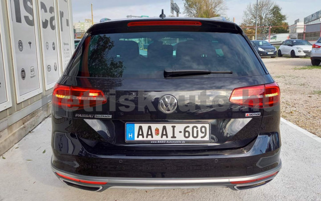 VW Passat 2.0 TDI BMT SCR 4Motion DSG7 személygépkocsi - 1968cm3 Diesel 120497 9/49