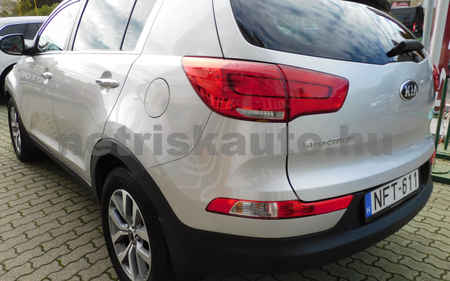 KIA Sportage 1.7 CRDi EX Limited személygépkocsi - 1685cm3 Diesel 120466 2/12