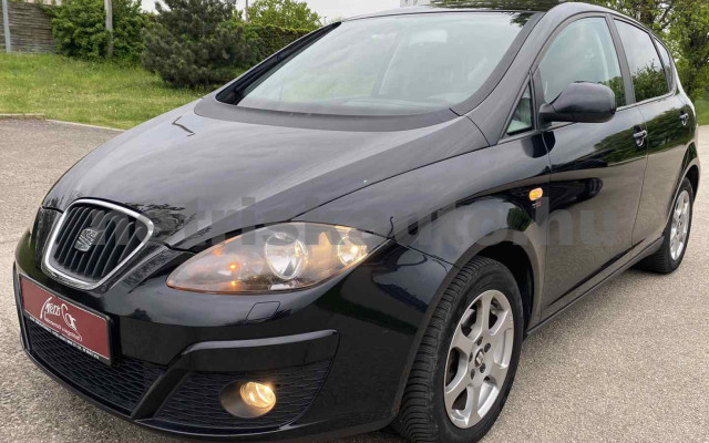 SEAT Altea 2.0 CR TDI Style személygépkocsi - 1968cm3 Diesel 120167 2/40