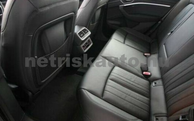 AUDI e-tron személygépkocsi - cm3 Kizárólag elektromos 117140 4/7
