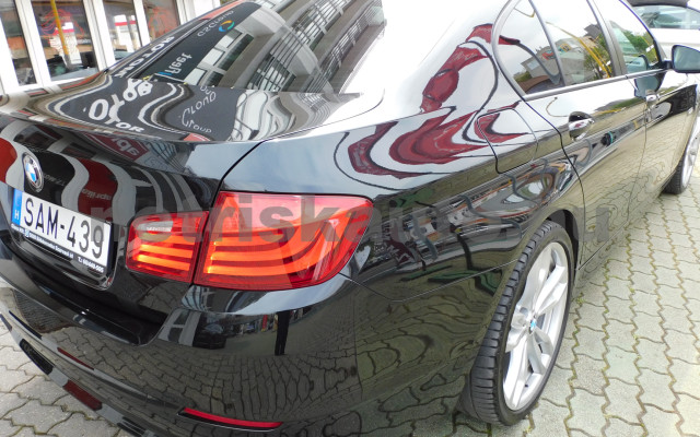 BMW 5-ös sorozat 530d Aut. személygépkocsi - 2993cm3 Diesel 120152 4/12