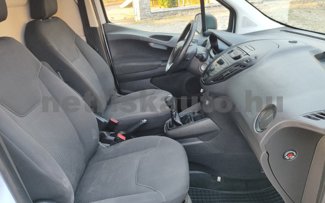 FORD Courier 1.5 TDCi Transit Trend S&S tehergépkocsi 3,5t össztömegig - 1498cm3 Diesel 121448 8/12