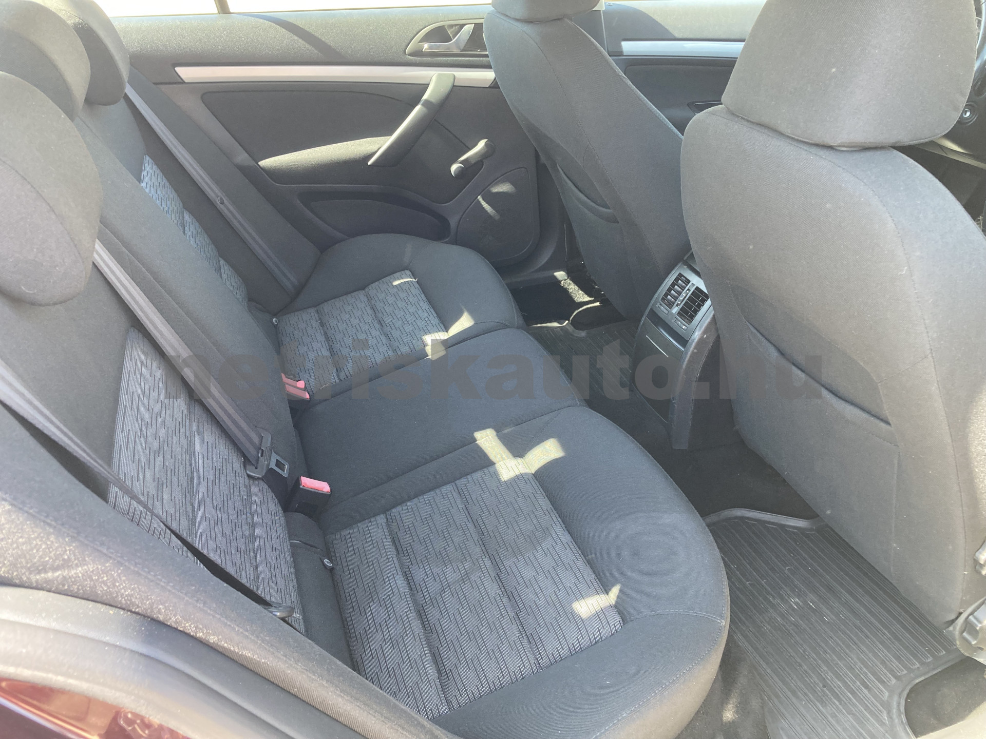 SKODA Octavia 1.6 CR TDI Ambiente DPF személygépkocsi - 1598cm3 Diesel 121231 10/11