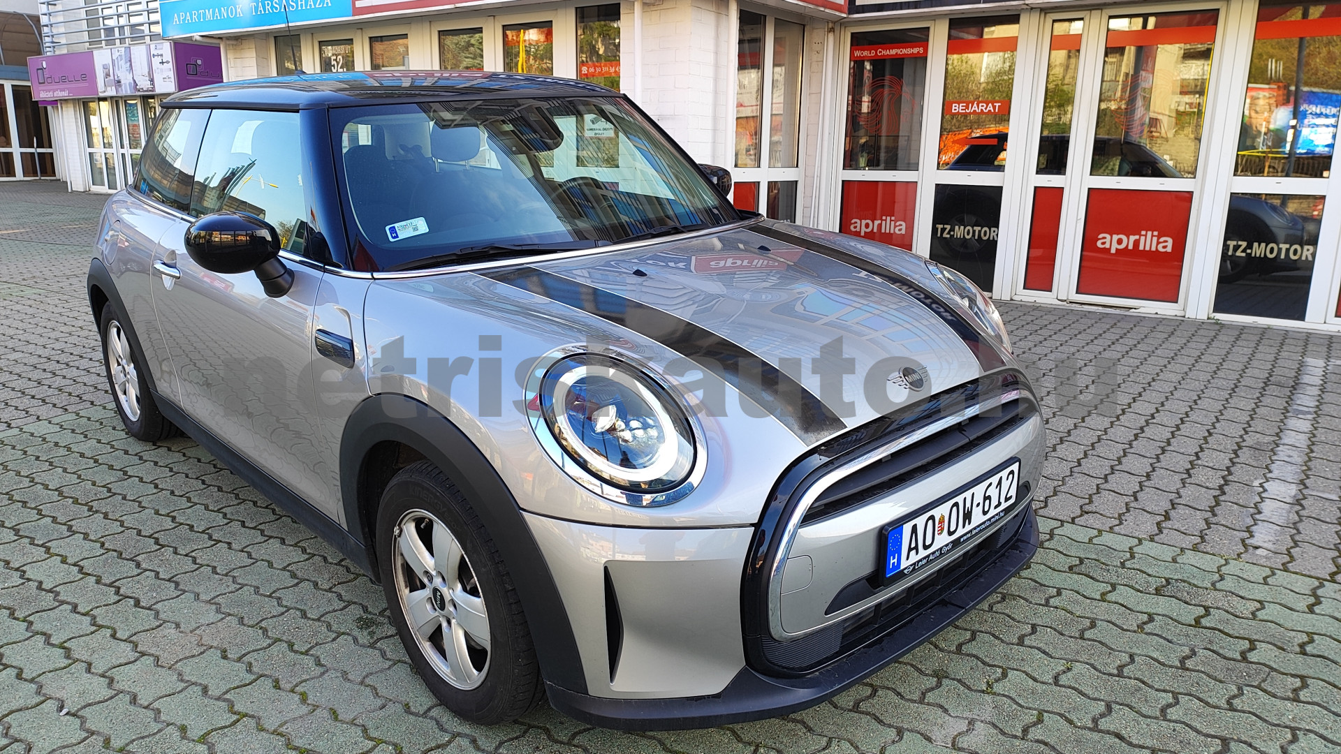 MINI Mini 1.5 Cooper DKG személygépkocsi - 1499cm3 Benzin 121432 1/12