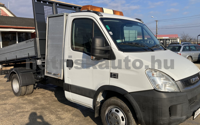 IVECO 40 DailyC 15 3750 3.5T, 3FŐ+GYÁRI BILLENCS,GARANTÁLT KM tehergépkocsi 3,5t össztömegig - 2998cm3 Diesel 120055 2/9