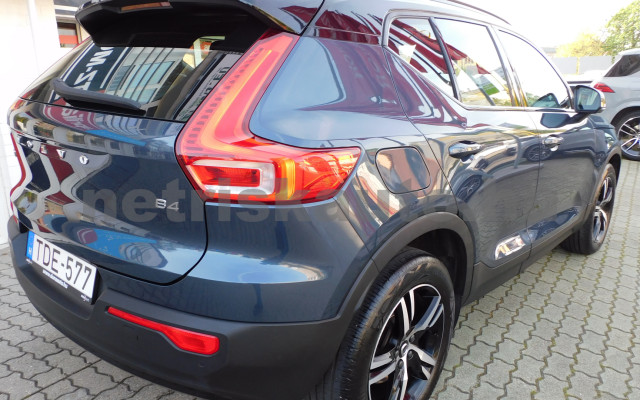 VOLVO XC40 2.0 [B4] MHEV Ultimate Bright DCT személygépkocsi - 1969cm3 Hybrid 121135 12/12