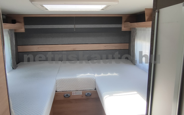 FORD Transit 2.0 TDCi 330 MWB Trend (5 sz.) tehergépkocsi 3,5t össztömegig - 1995cm3 Diesel 121467 10/12
