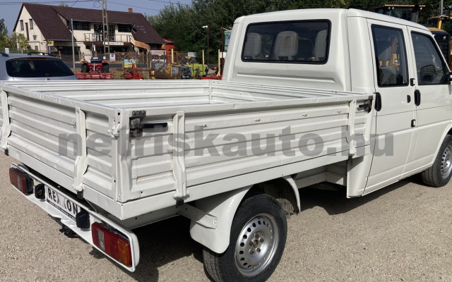 VW Transporter 2.4 7DM 1Z2 F tehergépkocsi 3,5t össztömegig - 2370cm3 Diesel 121554 3/9