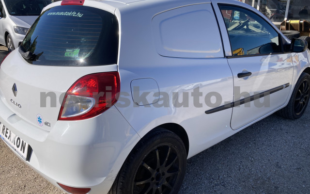 RENAULT Clio 1.5 dCi Société tehergépkocsi 3,5t össztömegig - 1461cm3 Diesel 120422 4/8