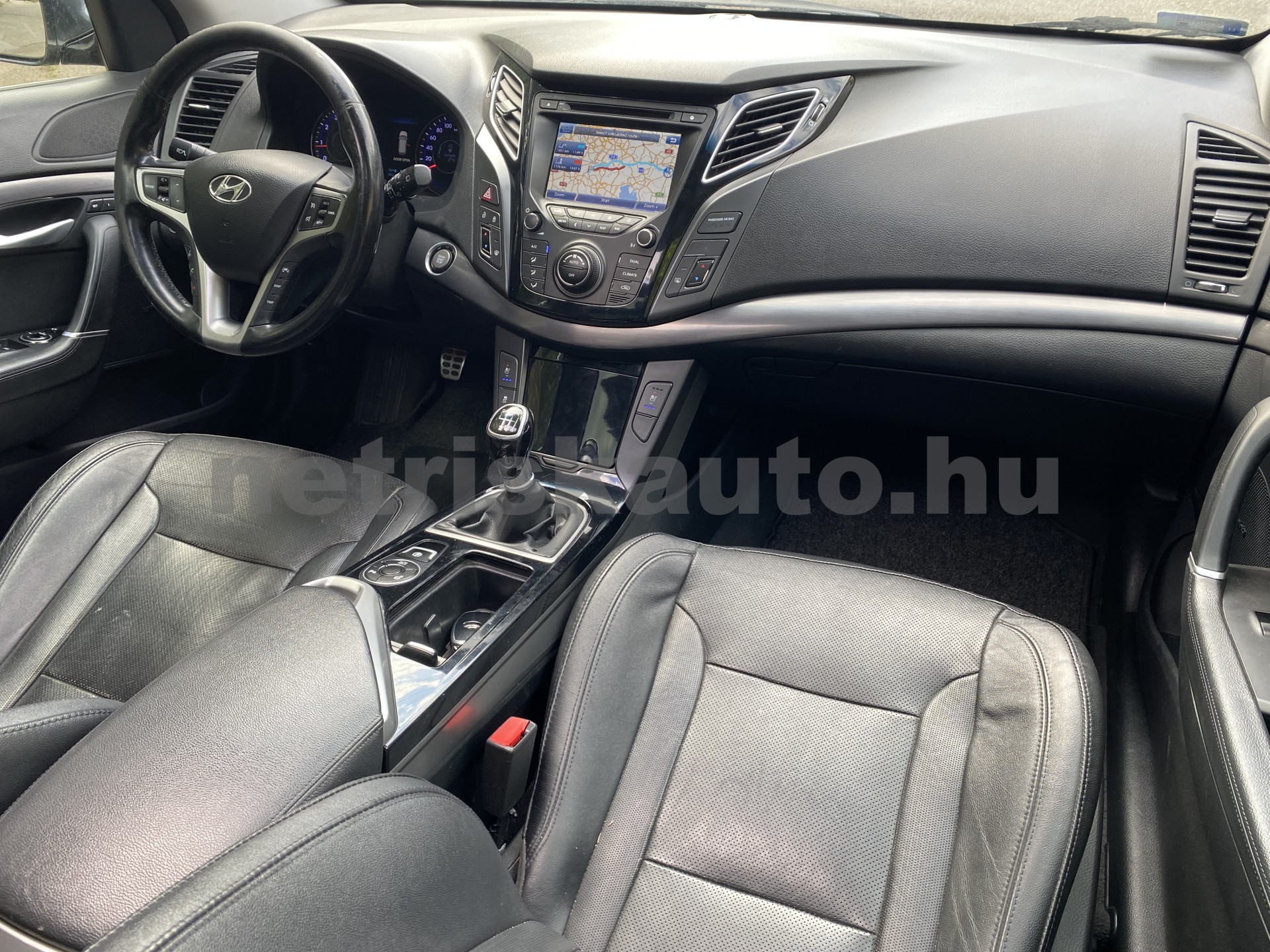 HYUNDAI i40 2.0 GDI Premium személygépkocsi - 1999cm3 Benzin 121557 10/12
