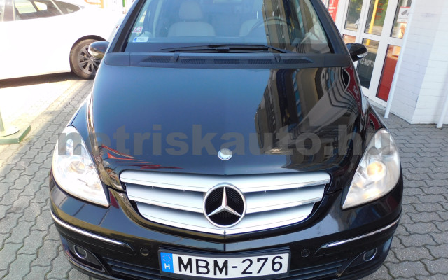 MERCEDES-BENZ B-osztály B 180 CDI Autotronic személygépkocsi - 1991cm3 Diesel 120349 11/12