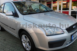 FORD Focus 1.6 Trend Aut. személygépkocsi - 1596cm3 Benzin 120320