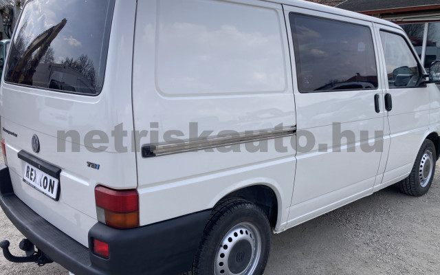 VW Transporter 2.5 Mixto tehergépkocsi 3,5t össztömegig - 2461cm3 Diesel 121415 4/9