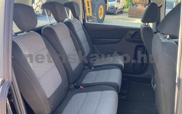 VW Sharan 2.0 CR TDI Trendline személygépkocsi - 1968cm3 Diesel 121254 9/11