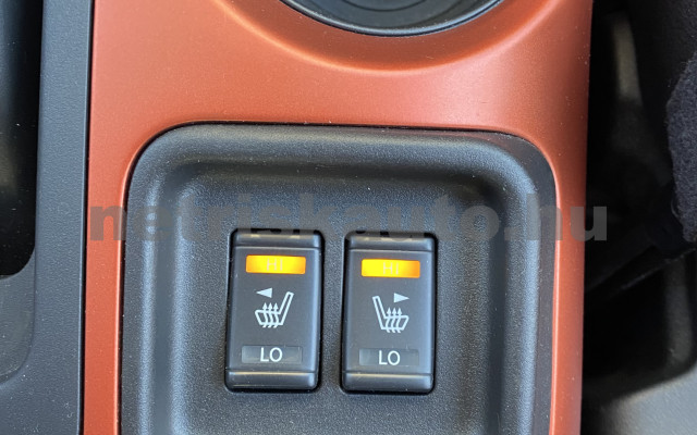 NISSAN Juke 1.6 Tekna Xtronic személygépkocsi - 1598cm3 Benzin 121407 7/12