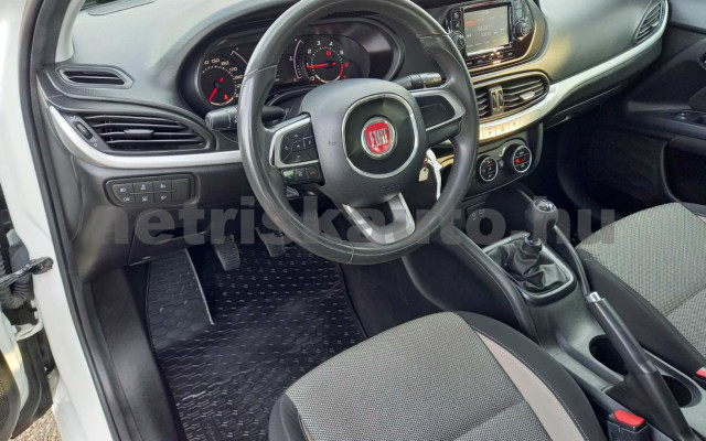 FIAT Tipo 1.4 16V Lounge személygépkocsi - 1368cm3 Benzin 120685 11/35