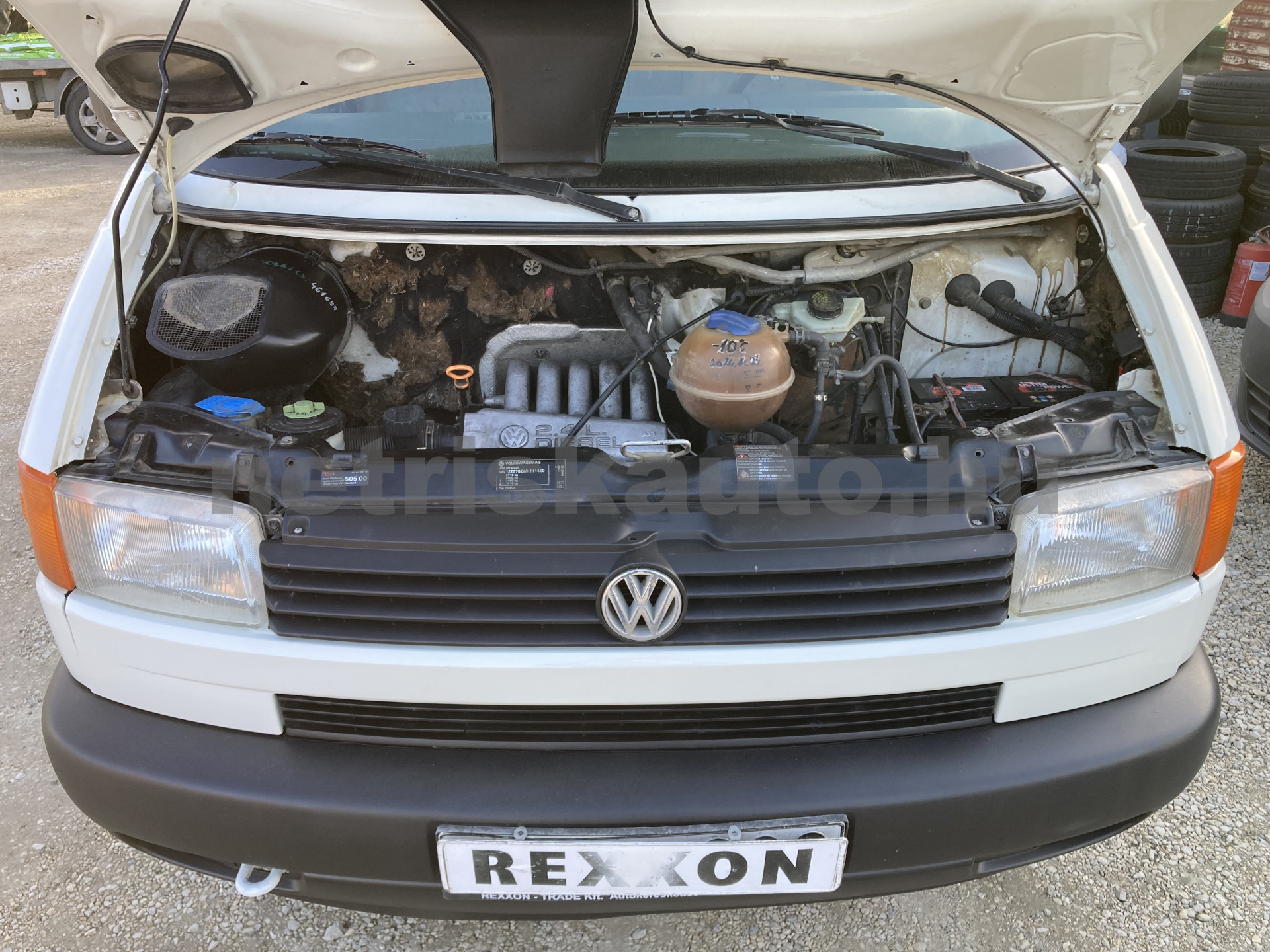 VW Transporter 2.4 Mixto tehergépkocsi 3,5t össztömegig - 2370cm3 Diesel 121414 5/9