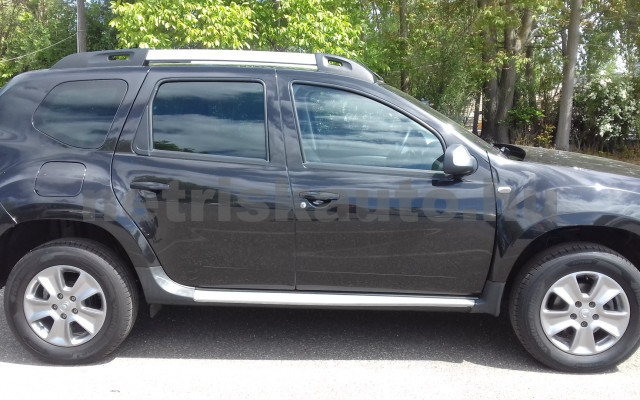 DACIA Duster 1.2 TCe Exception személygépkocsi - 1199cm3 Benzin 120200 2/6