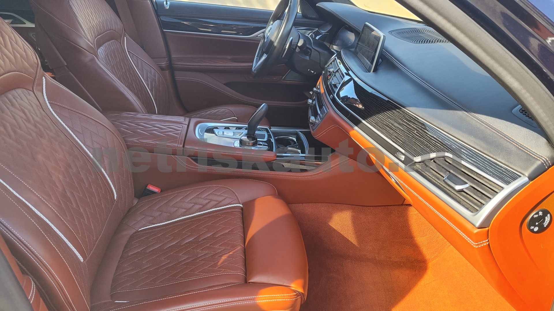 BMW 7-es sorozat 745Le xDrive Aut. személygépkocsi - 2998cm3 Hybrid 121447 10/12