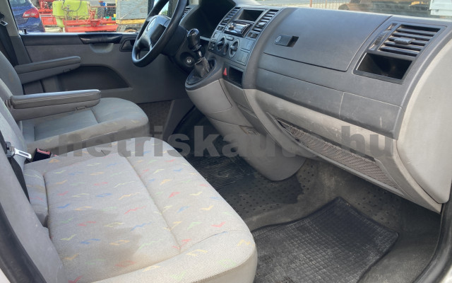 VW Transporter 2.5 TDI 4Motion tehergépkocsi 3,5t össztömegig - 2460cm3 Diesel 121221 8/8