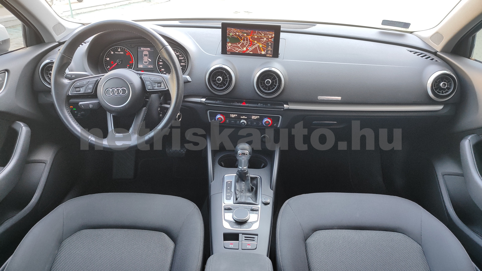 AUDI A3 30 TDI Design személygépkocsi - 1598cm3 Diesel 121512 6/12