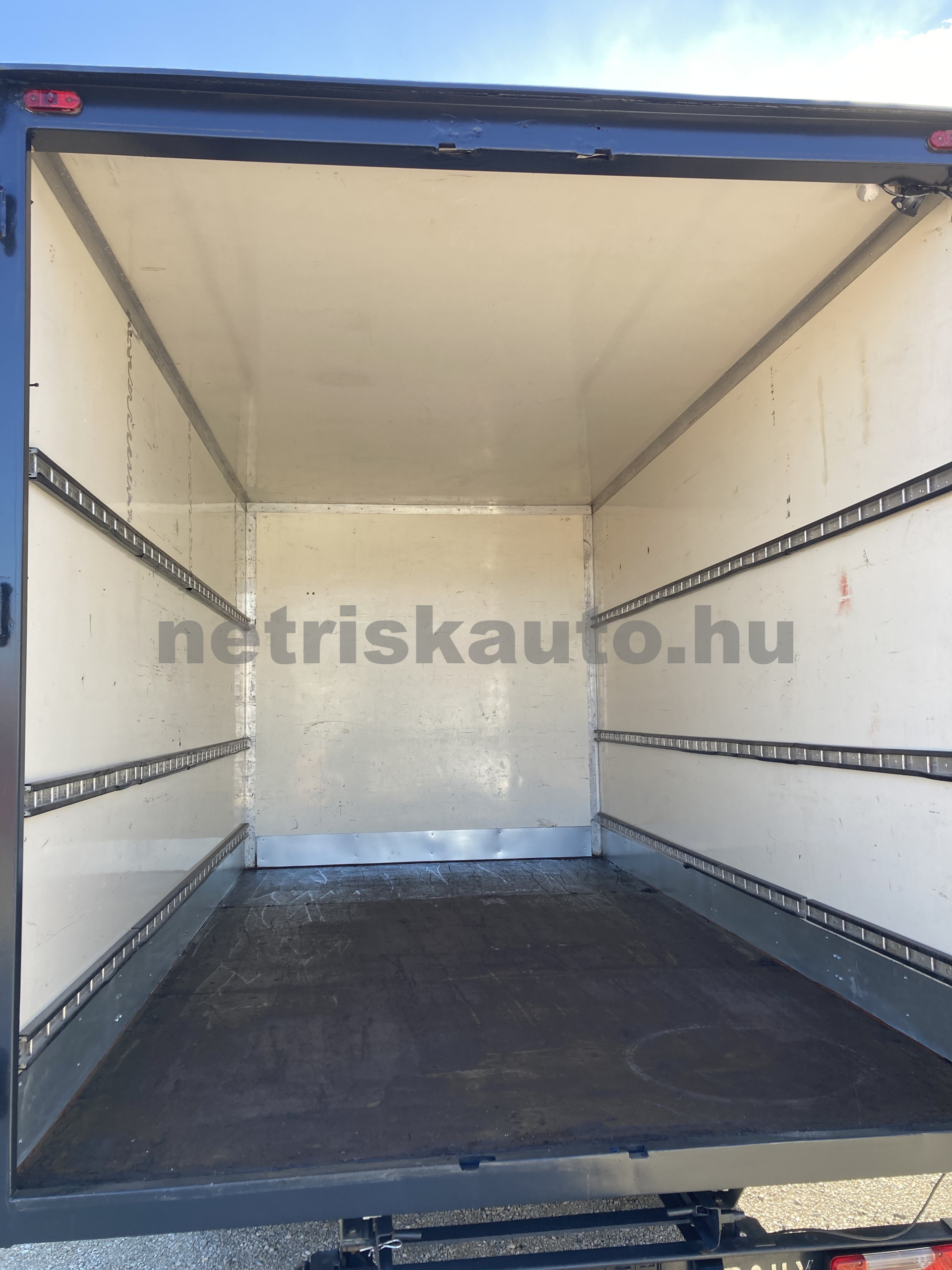 IVECO 35 35 C 18 3750 tehergépkocsi 3,5t össztömegig - 2998cm3 Diesel 120983 6/8