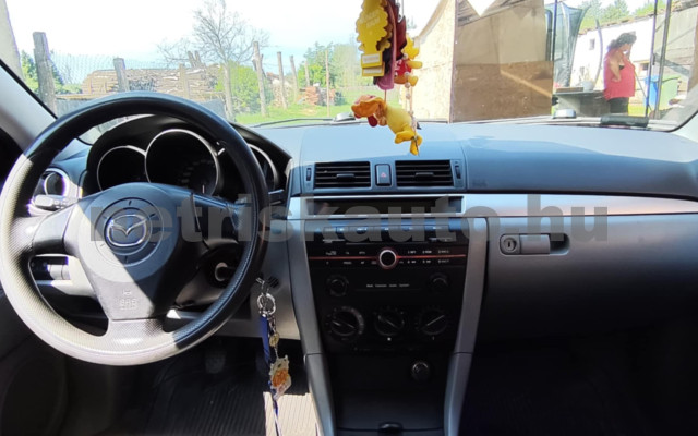 MAZDA Mazda 3 1.4 CE Sport személygépkocsi - 1349cm3 Benzin 121232 2/11