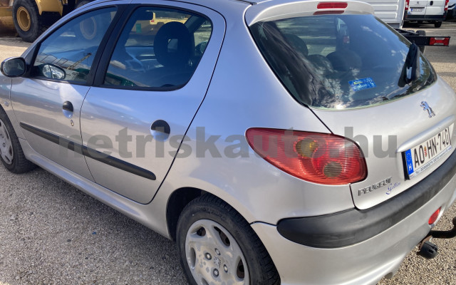 PEUGEOT 206 1.1 Look személygépkocsi - 1124cm3 Benzin 121618 4/10