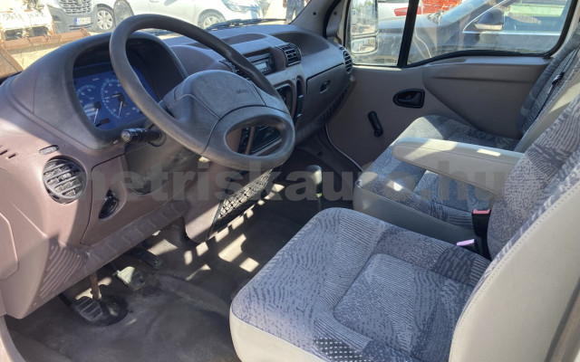 RENAULT Master 2.8 dTi ANAE8 L2H1 tehergépkocsi 3,5t össztömegig - 2800cm3 Diesel 121561 8/9