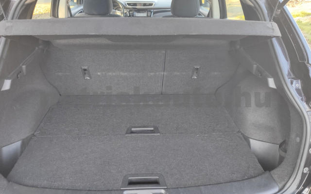 NISSAN Qashqai 1.6 dCi Tekna személygépkocsi - 1598cm3 Diesel 121405 9/12