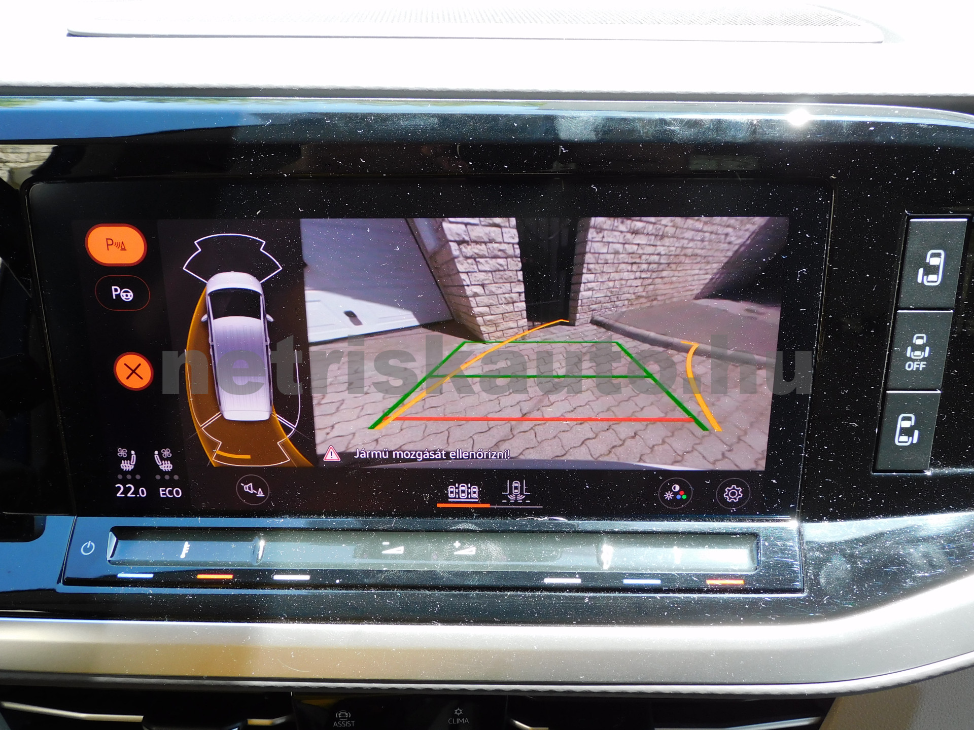 VW Transporter 1.4 TSI PHEV DSG HT (7 sz.) tehergépkocsi 3,5t össztömegig - 1395cm3 Hybrid 121205 7/12