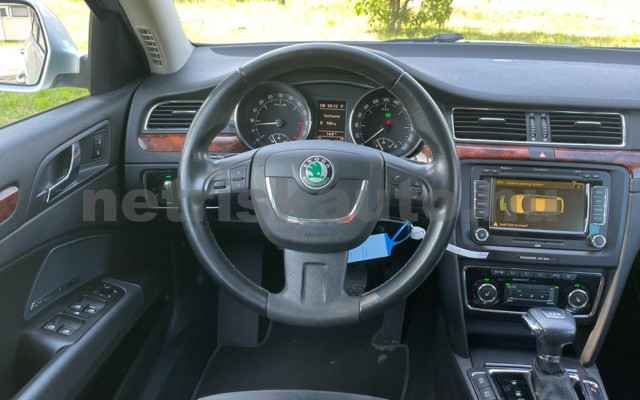 SKODA Superb 2.0 CR TDI Elegance DSG személygépkocsi - 1968cm3 Diesel 120254 10/47