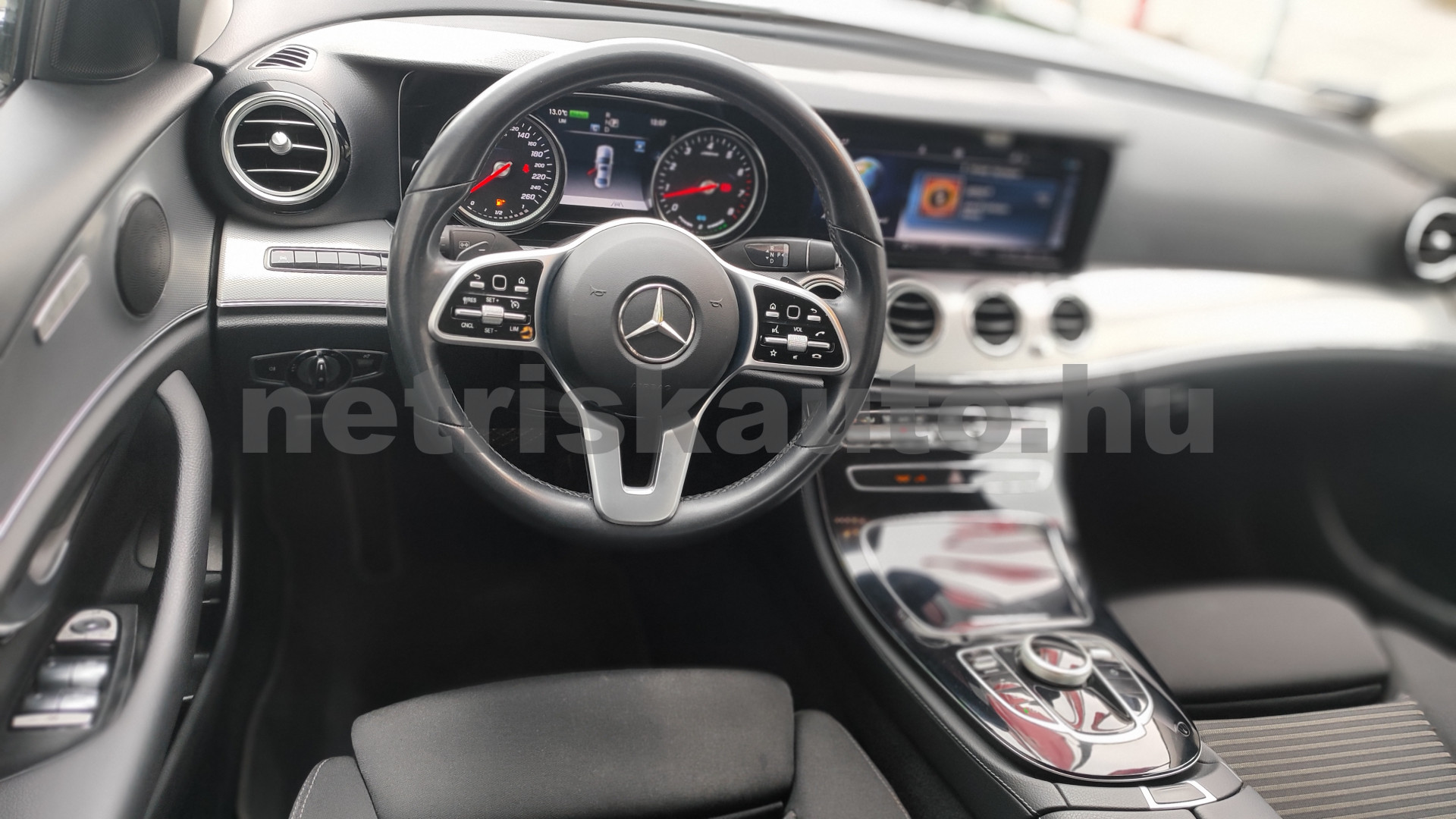 MERCEDES-BENZ E-osztály E 200 4Matic 9G-TRONIC EQ Boost személygépkocsi - 1991cm3 Hybrid 121274 7/12