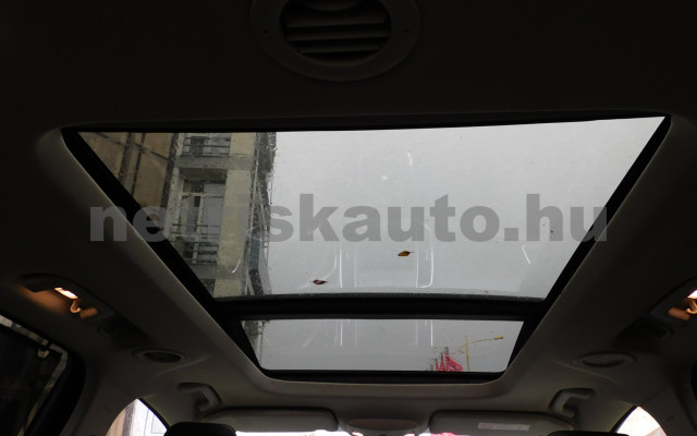 FORD Galaxy 2.0 TDCi Titanium Powershift személygépkocsi - 1997cm3 Diesel 120460 8/12