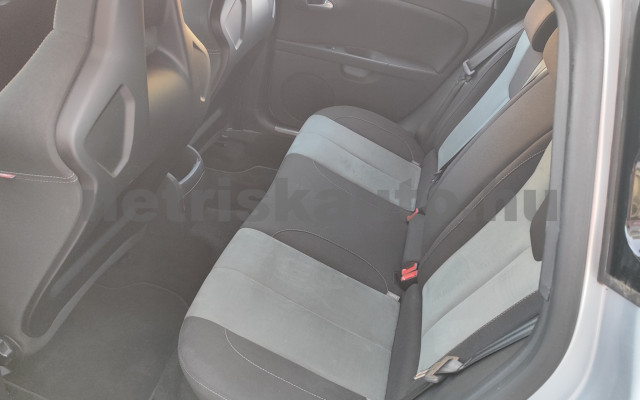 SEAT Leon 2.0 TFSI Cupra R személygépkocsi - 1984cm3 Benzin 121495 10/12