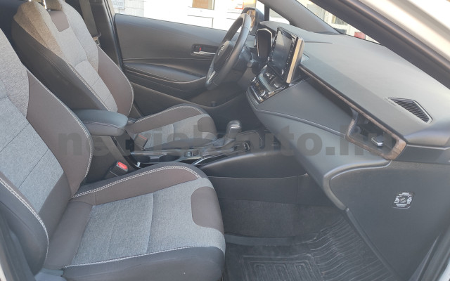 TOYOTA Corolla 1.8 Hybrid Trek e-CVT személygépkocsi - 1798cm3 Hybrid 121589 8/12