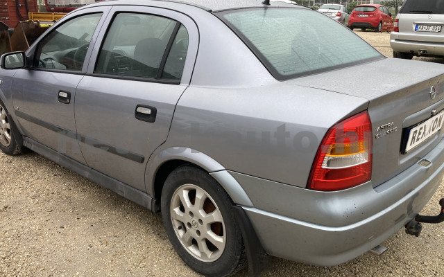 OPEL Astra 1.6 16V Classic II személygépkocsi - 1598cm3 Benzin 120205 3/10