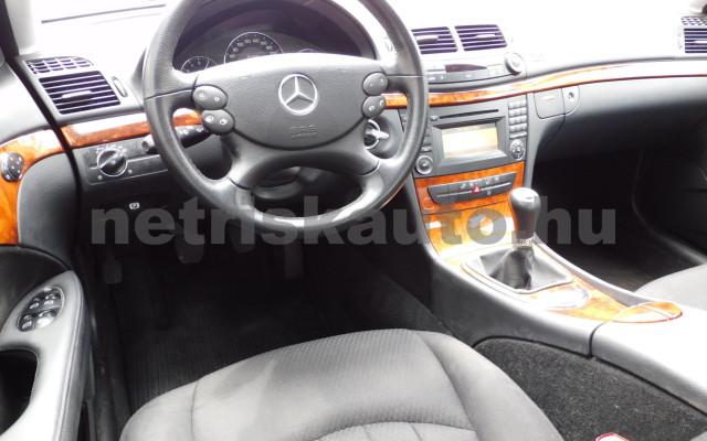 MERCEDES-BENZ E-osztály E 280 Avantgarde személygépkocsi - 2996cm3 Benzin 121216 8/12