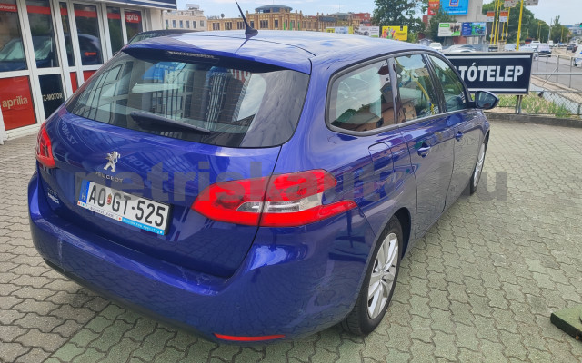 PEUGEOT 308 1.5 BlueHDi Allure személygépkocsi - 1499cm3 Diesel 121526 12/12