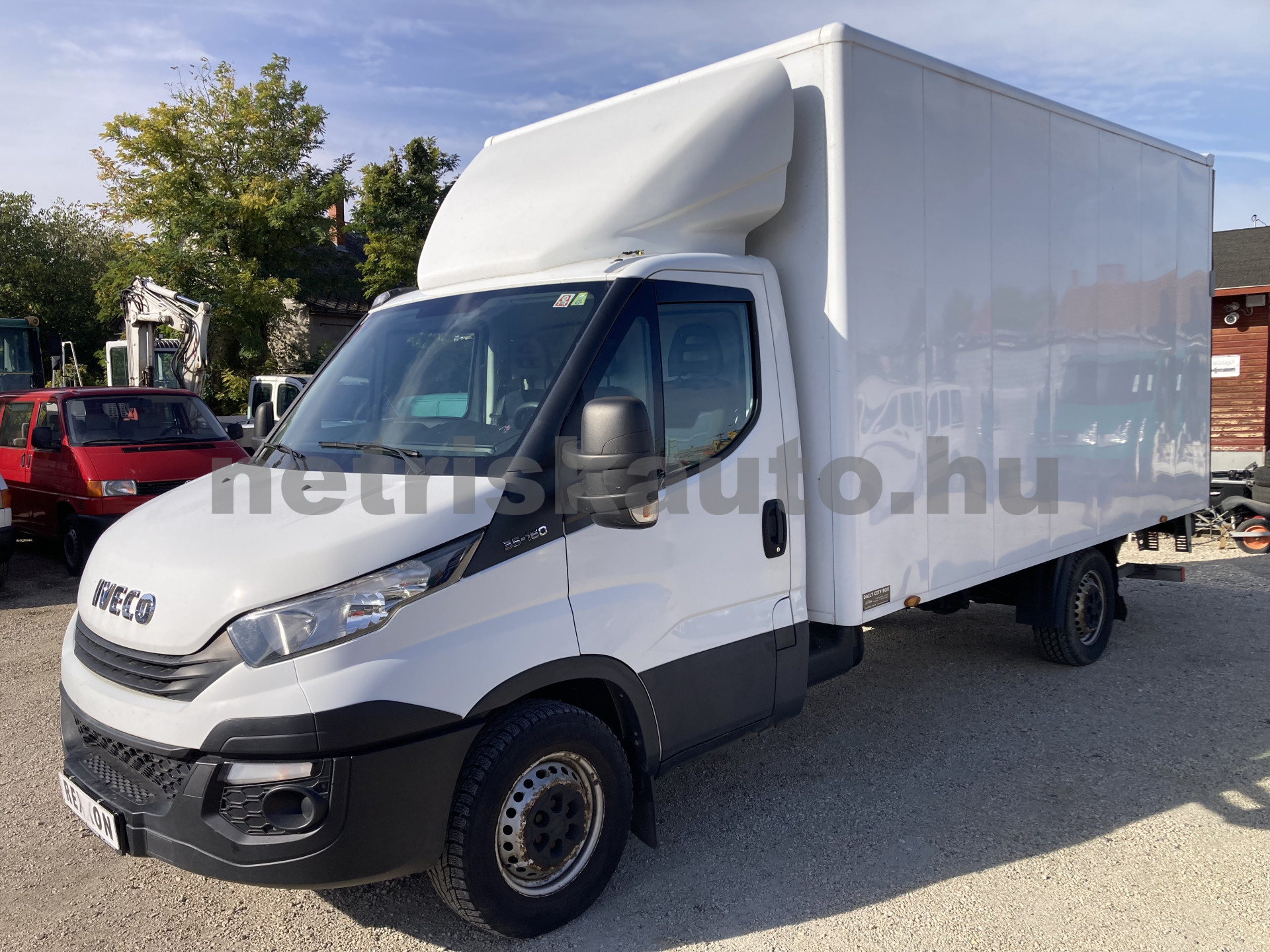 IVECO 35 35 S 16 4100 tehergépkocsi 3,5t össztömegig - 2287cm3 Diesel 121620 2/9