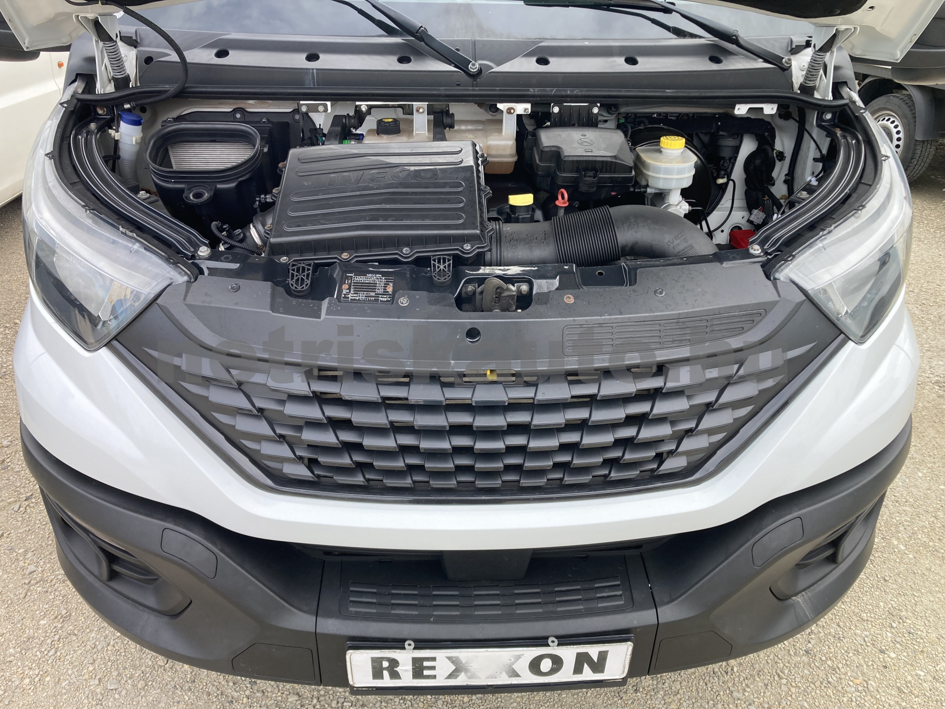 IVECO Egyéb tehergépkocsi 3,5t össztömegig - 2998cm3 Diesel 121282 5/8