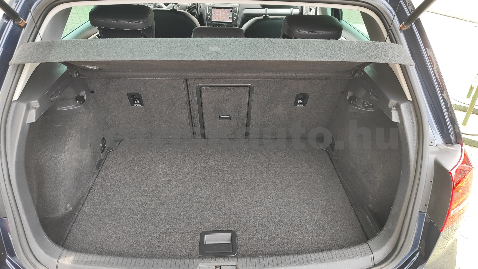 VW Golf e-Golf személygépkocsi - cm3 Kizárólag elektromos 121538 9/11