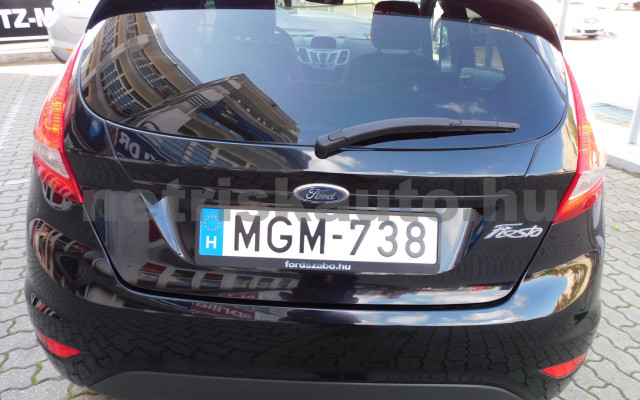 FORD Fiesta 1.4 Champions személygépkocsi - 1388cm3 Benzin 120158 12/12