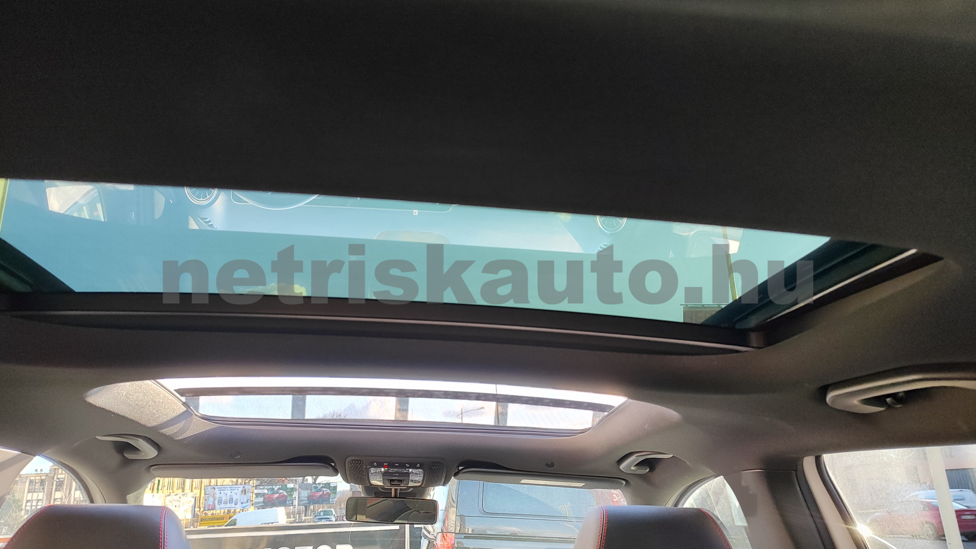 MERCEDES-BENZ B-osztály B 200 d AMG Line 8G-DCT személygépkocsi - 1950cm3 Diesel 121403 7/12