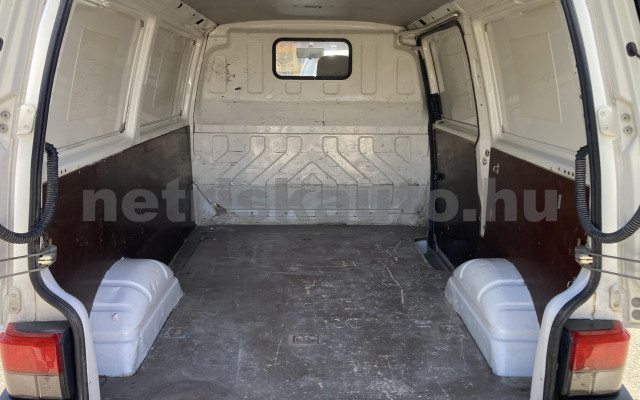VW Transporter 2.5 7DA 1T2 tehergépkocsi 3,5t össztömegig - 2461cm3 Diesel 121574 6/9