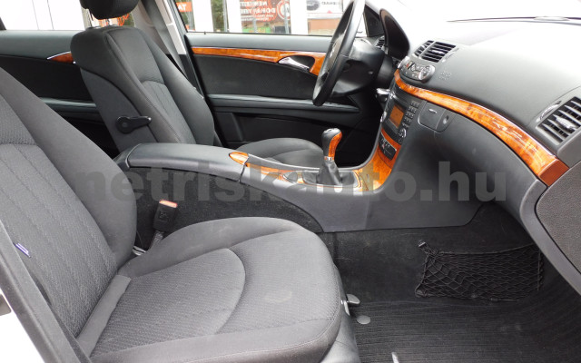 MERCEDES-BENZ E-osztály E 280 Avantgarde személygépkocsi - 2996cm3 Benzin 121216 10/12