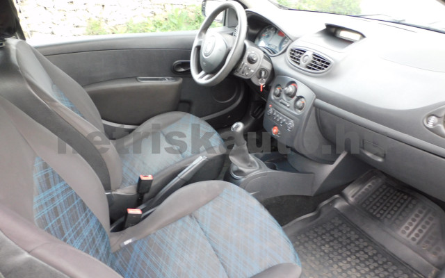 RENAULT Clio 1.5 dCi Komfort tehergépkocsi 3,5t össztömegig - 1461cm3 Diesel 120154 8/12
